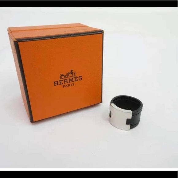 Hermes Black Lurie Leather Ring - Picture 14 of 14